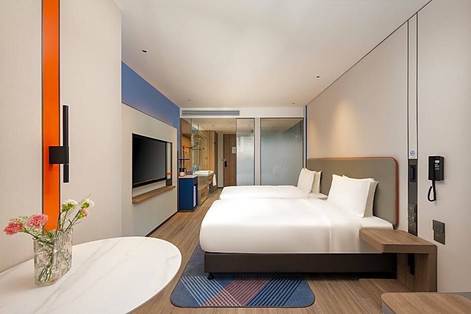 Holiday Inn Express Taizhou City Center By IHG