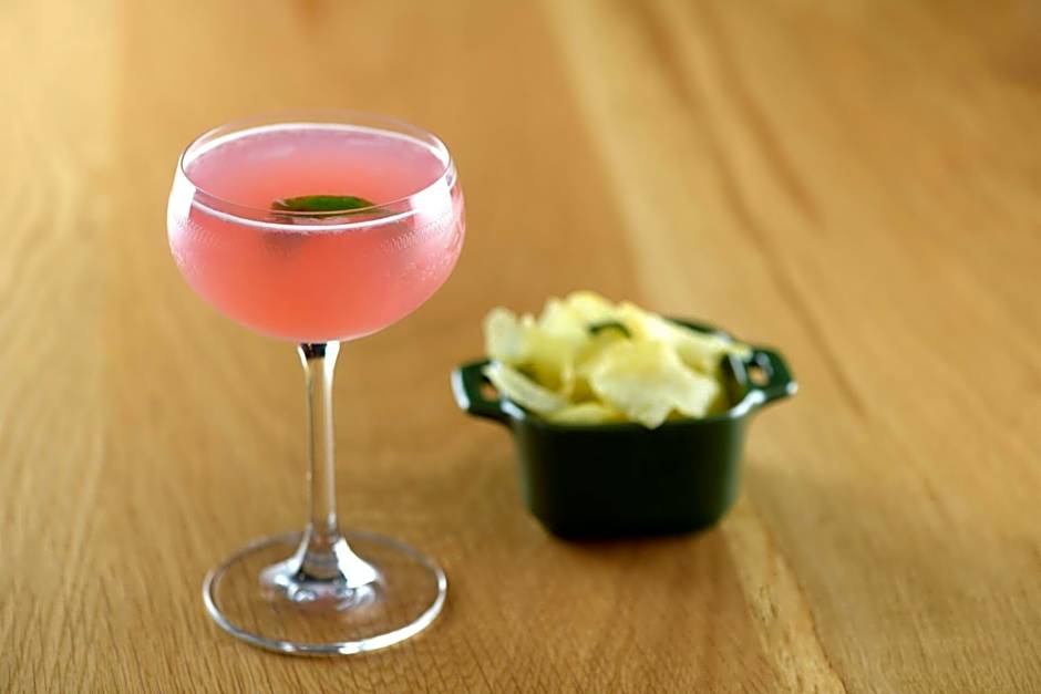 AC Hotel by Marriott Saint-Julien-en-Genevois