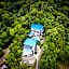 El Faro Containers Beach Hotel