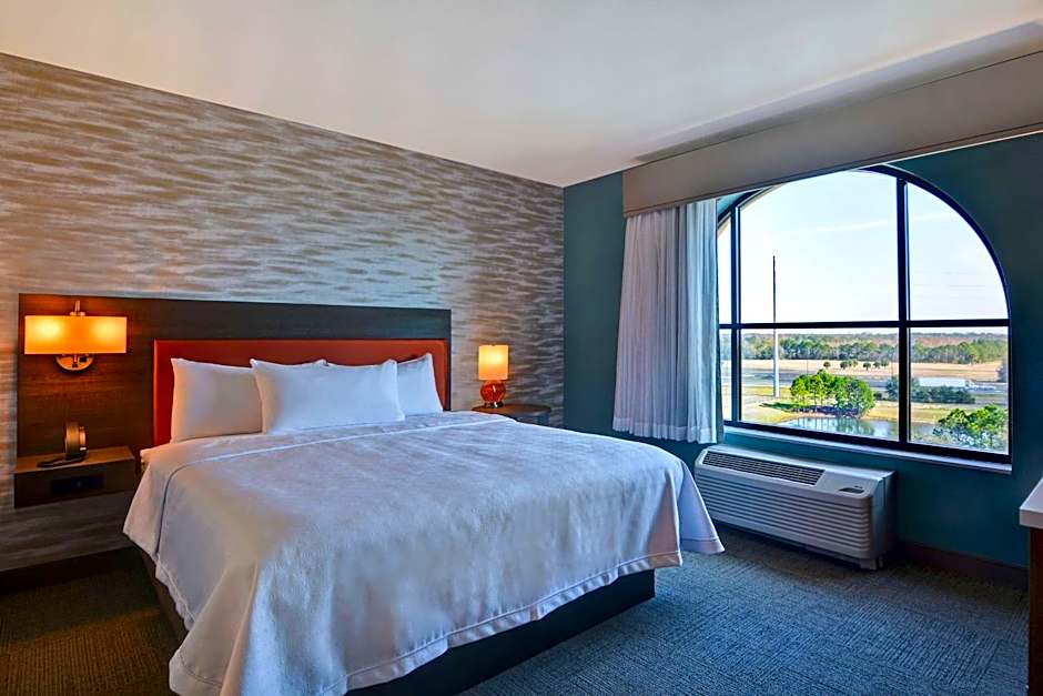 Photo 1 of 7 of 1 Bedroom 1 King Bed Suite