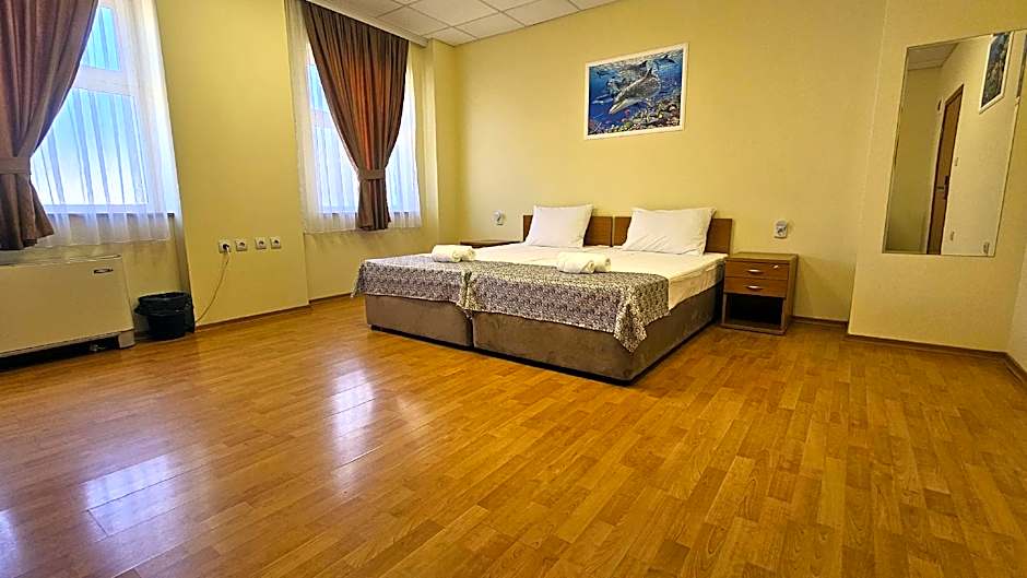Foto 1 daripada 5 — Double Room with Shared Bathroom