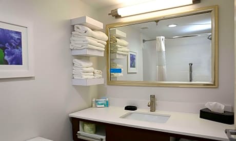 2 Double Beds Nonsmoking