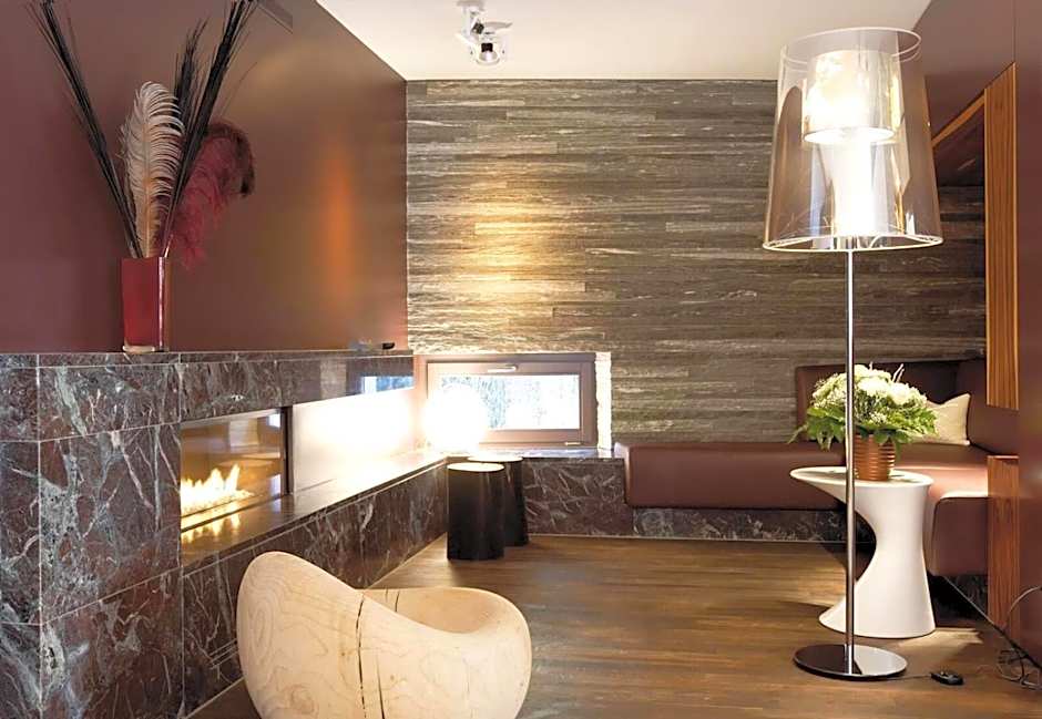 Seven Boutique Hotel