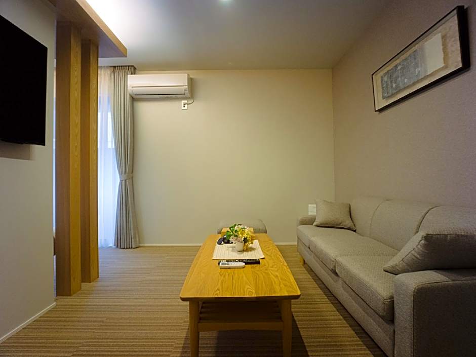 GRAND BASE Hakata Sumiyoshi