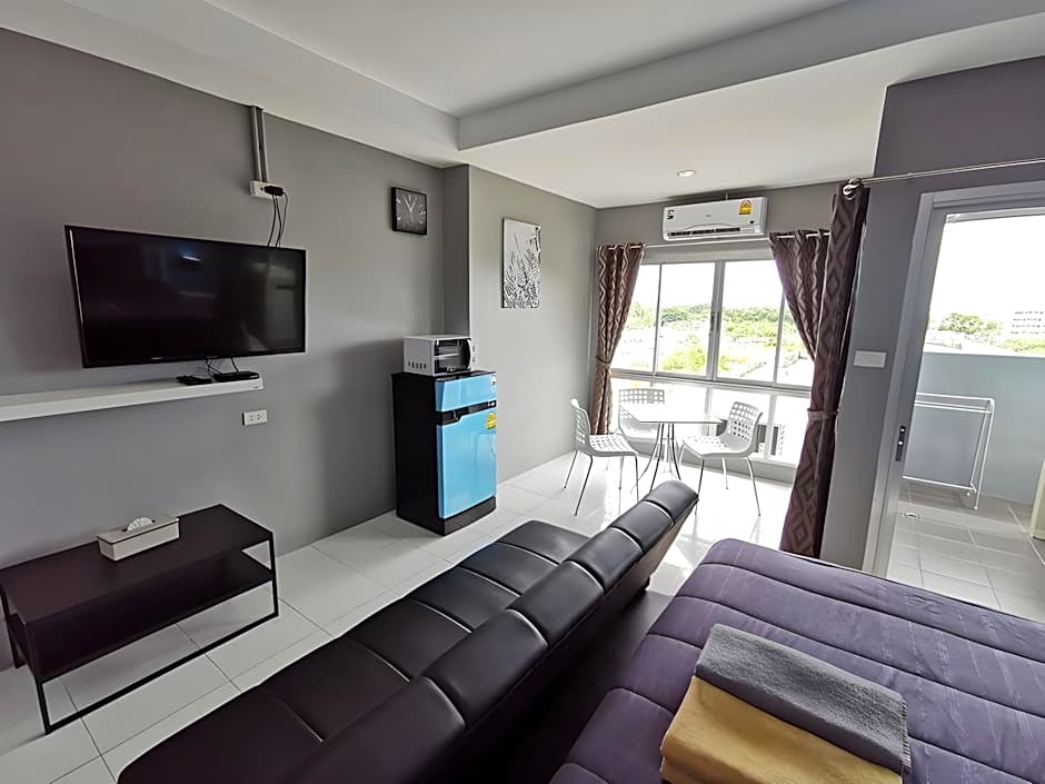 Karon Studio Apartment