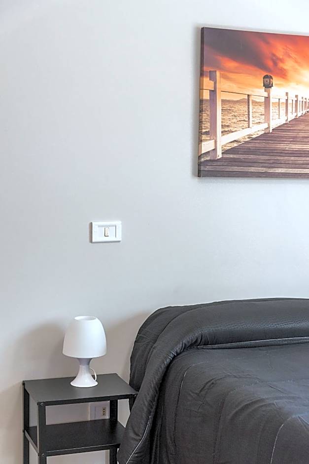 Travelershome Ciampino&Morena GuestHouse