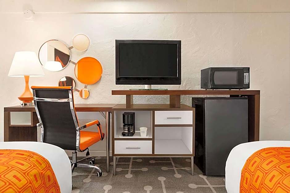 Dover Inn and Suites