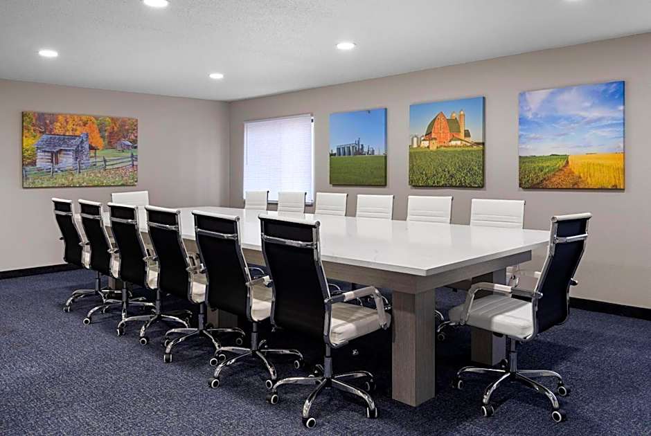 Baymont by Wyndham Davenport