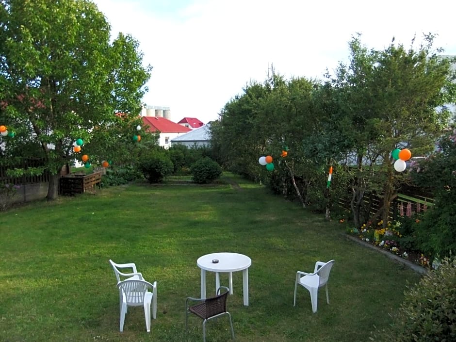 Akra Guesthouse