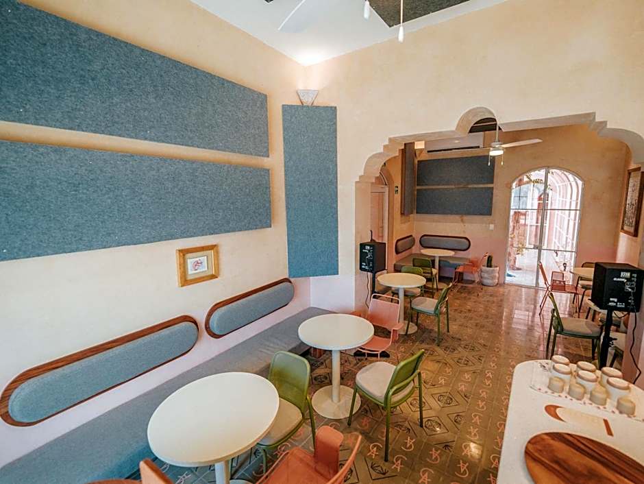 Casa Amate 61 Boutique Hostel