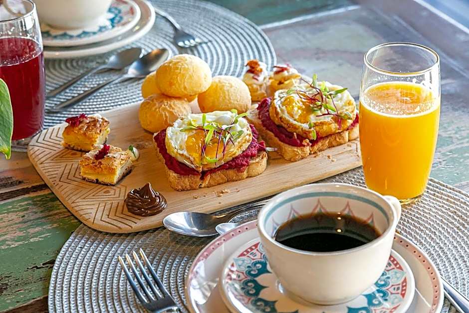 Pousada Rosa 08 - Café da manhã Gourmet, Suítes com Banheira a 150m do Centrinho da Praia do Rosa