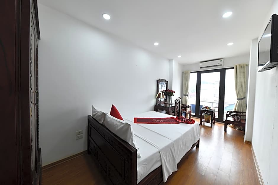 Photo 1 of 19 of Deluxe, Balcony