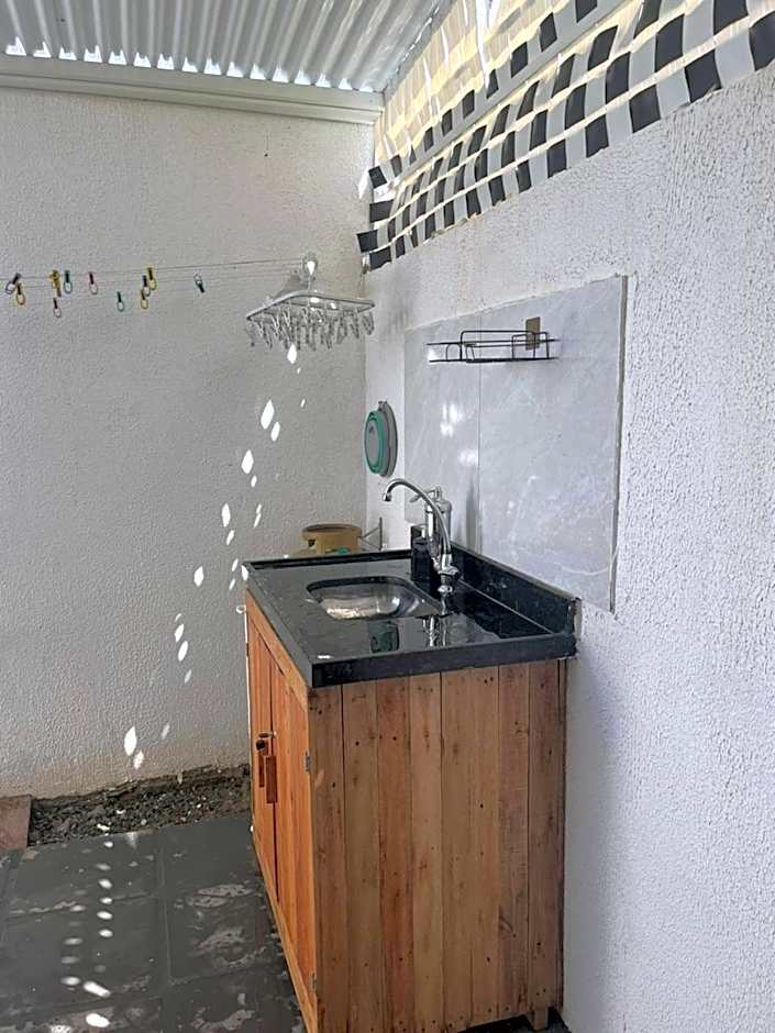 Casa completa há 10 minutos da praia