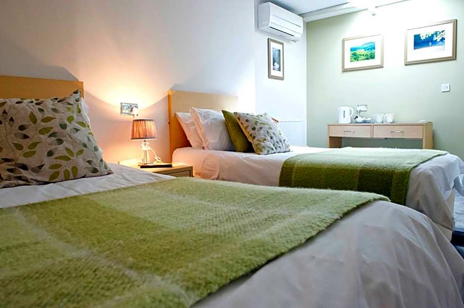 Rose and Crown Hotel