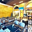 Queens Suite Hotel