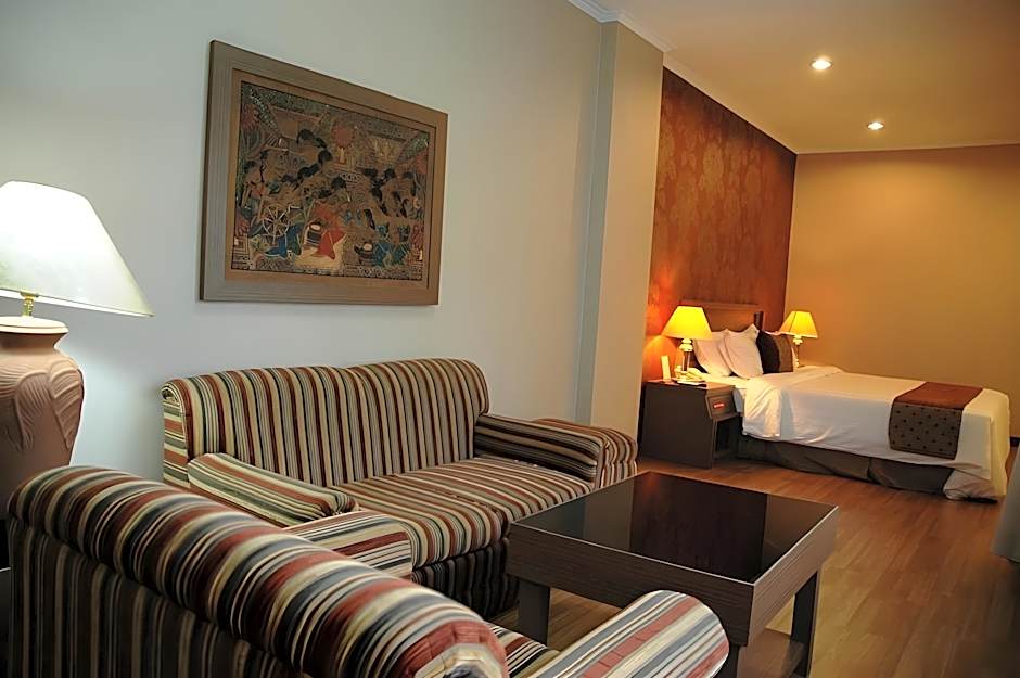 Riyadi Palace Hotel