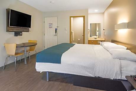 Motel 6-Saanichton, BC - Victoria Airport