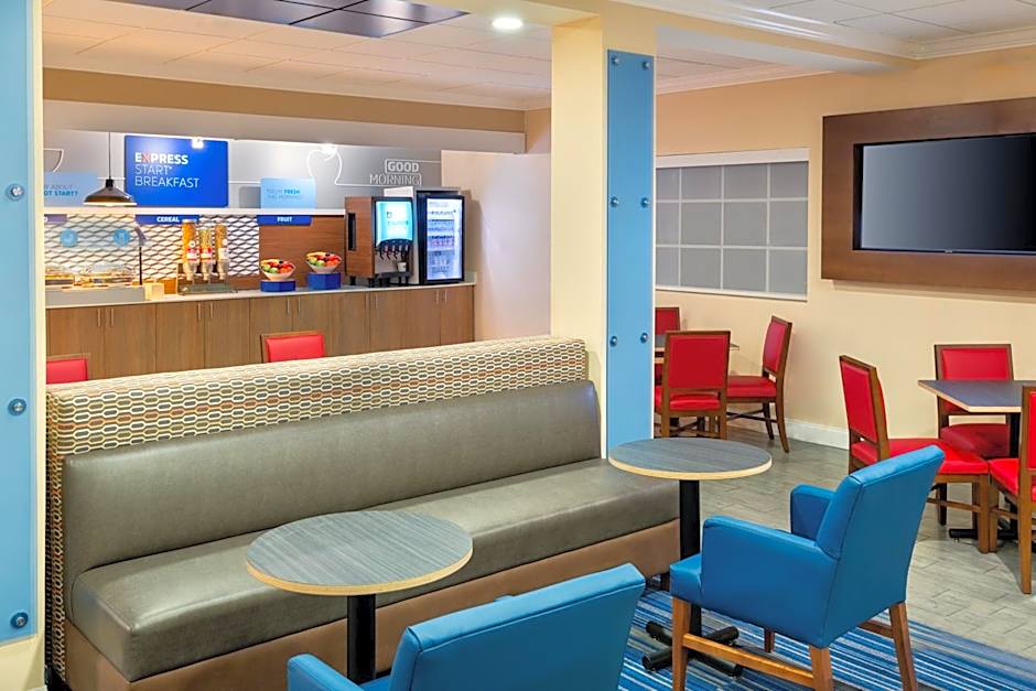 Holiday Inn Express Hotel & Suites Bonita Springs By IHG