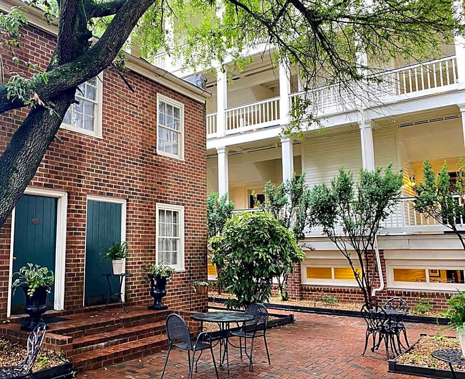 Linden Row Inn