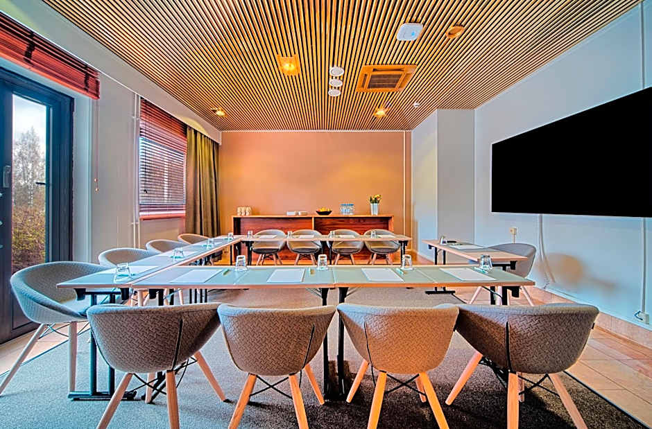 Holiday Inn Helsinki-Vantaa Airport By IHG