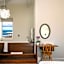 138 Marine Beachfront Guesthouse
