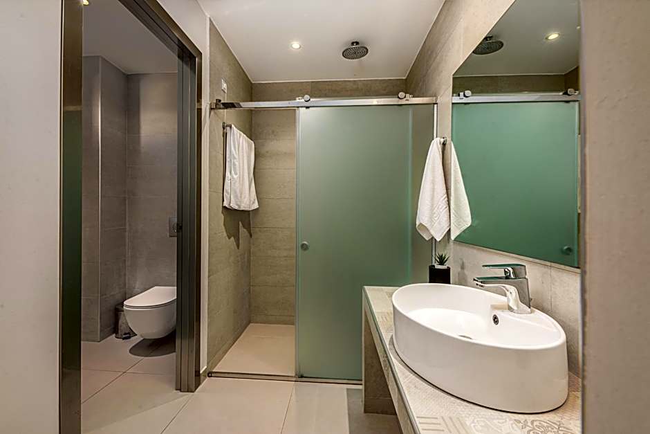 Poseidon Beach Hotel