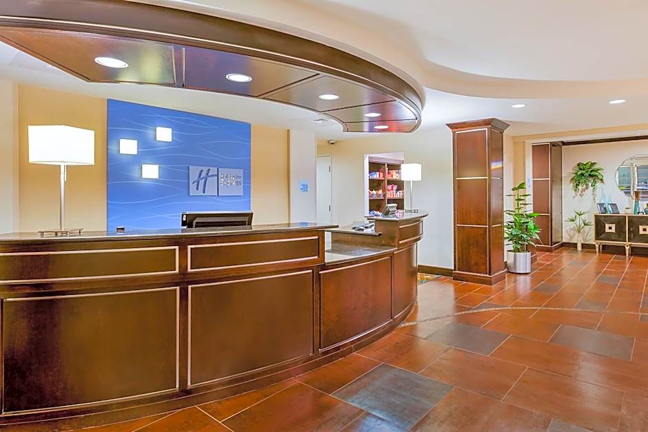 Holiday Inn Express and Suites Alpine By IHG