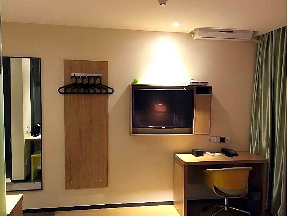 7 Days Inn Guilin Xing'an Lemandi