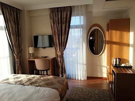 Classic Single Room