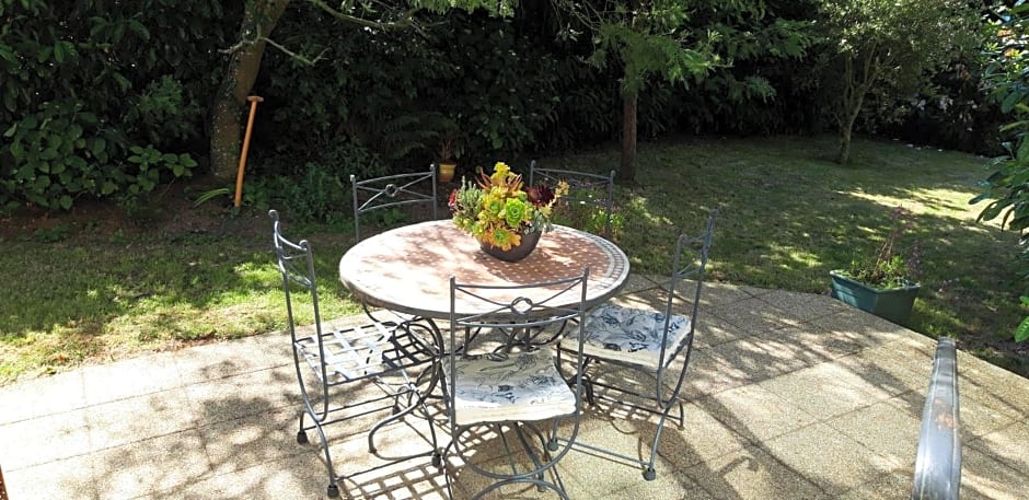 LE CHALET SUISSE - Chambre bleue