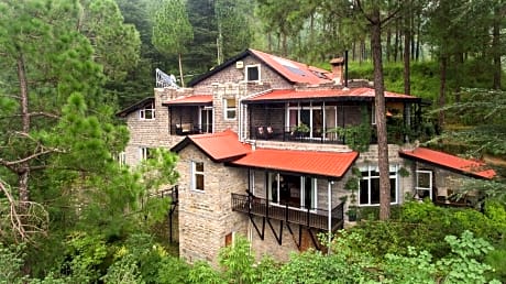 SaffronStays Ekam