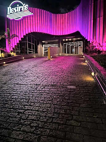 Desirée Aeroporto Congonhas 2