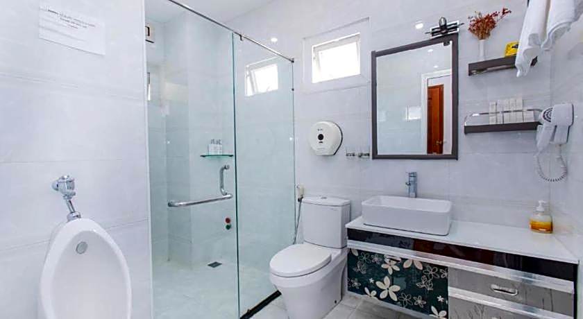 Thu Ha Airport Hotel