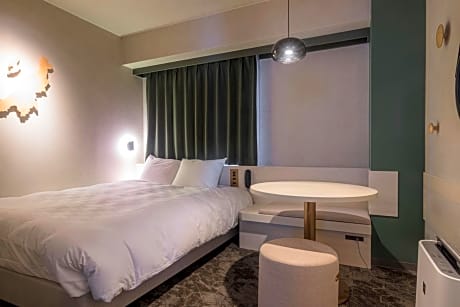 Double Room - Non-Smoking - Discounted for Noise from Elevator