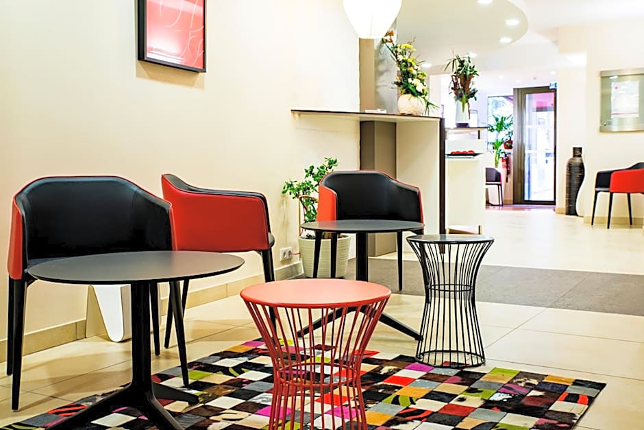 Hotel Le Pere Leon