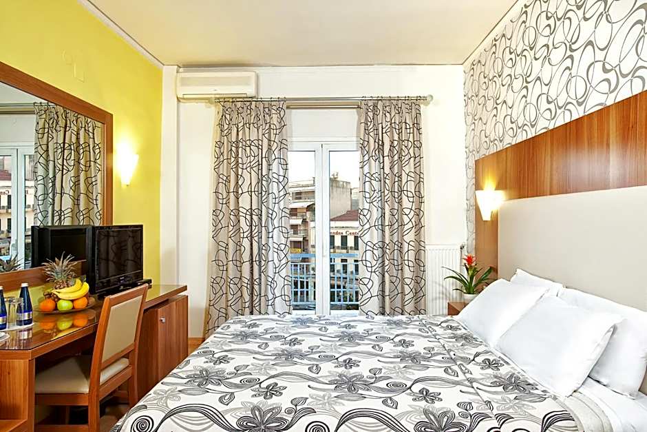 Photo 1 of 8 of Junior Suite