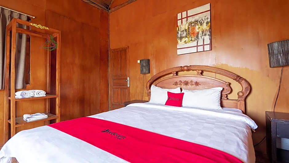 RedDoorz at Villa Krisna Balangan Beach