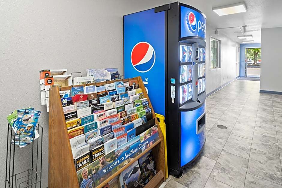 Travelers Inn Medford