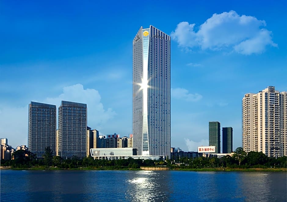 Renaissance Huizhou Hotel