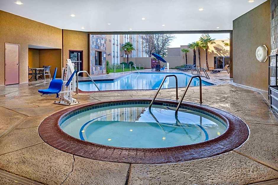 Wyndham Sacramento
