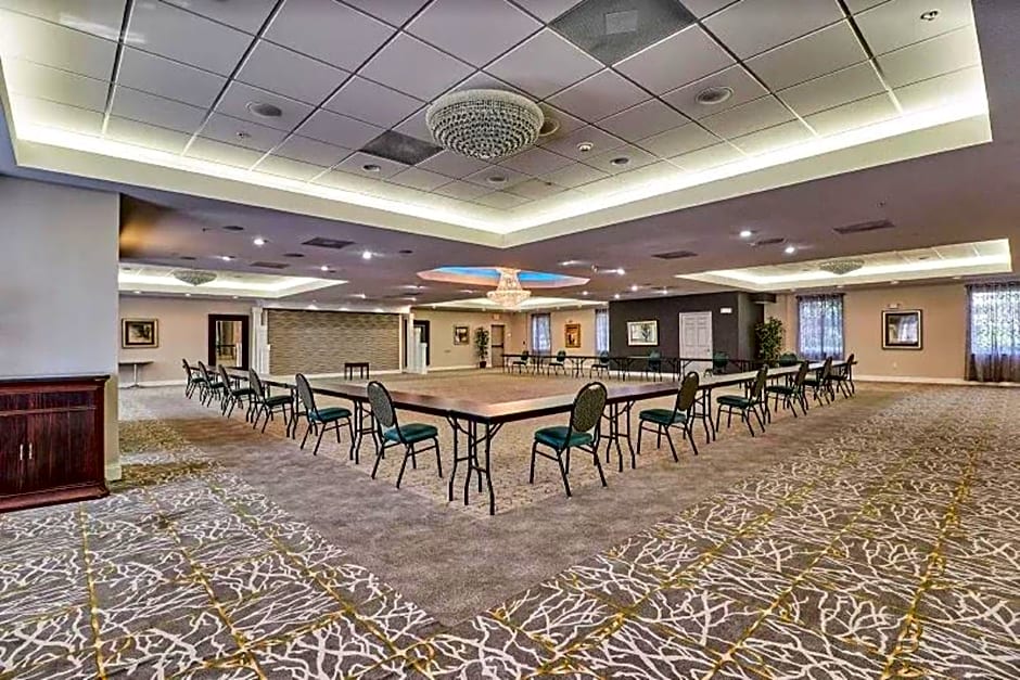 Holiday Inn Express Hotel & Suites Clearwater US 19 North By IHG