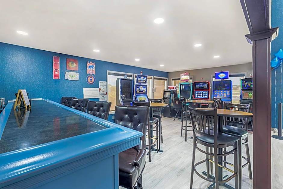 Comfort Inn Bourbonnais Near I-57