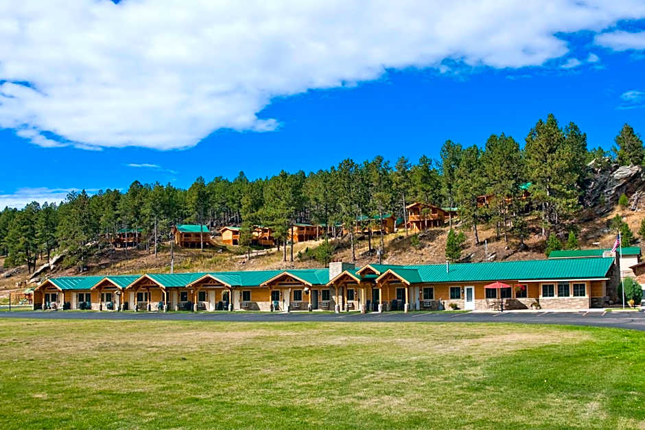 Rock Crest Lodge & Cabins