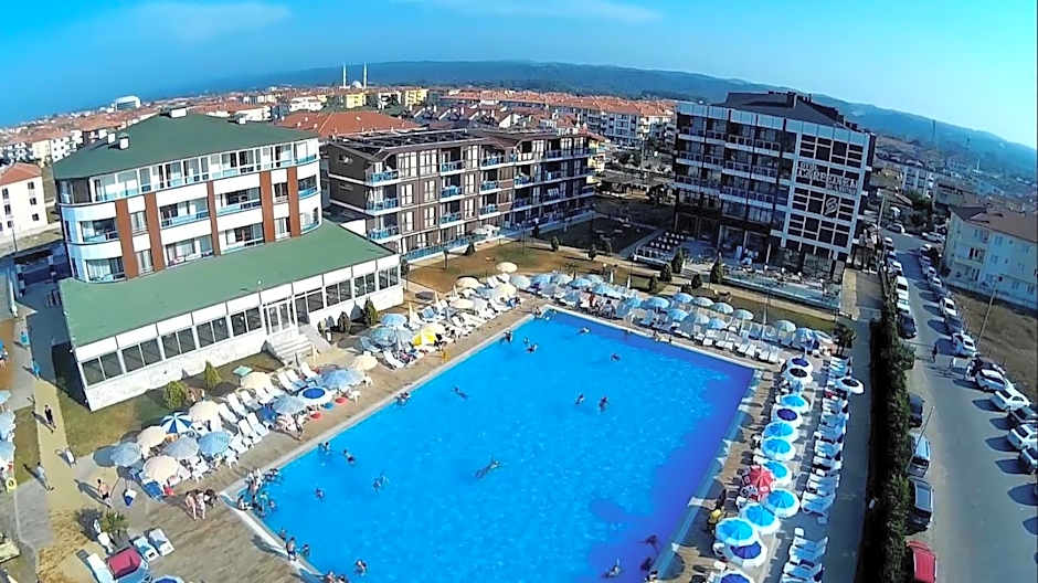 Carpediem Diamond Hotel