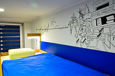 Single Bed in 8-Bed Mixed Dormitory Room