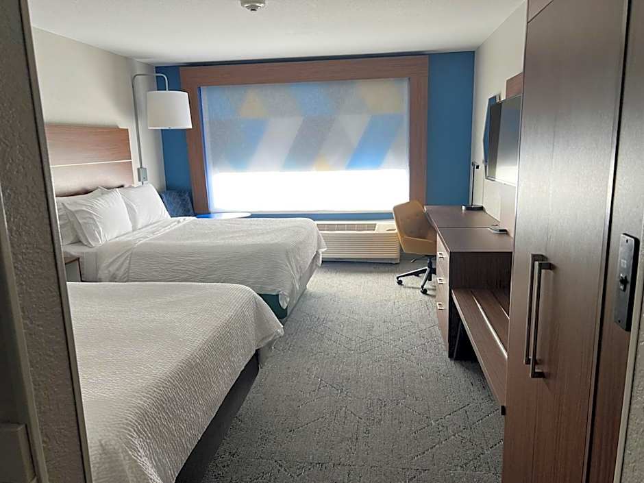 Holiday Inn Express & Suites Moore By IHG