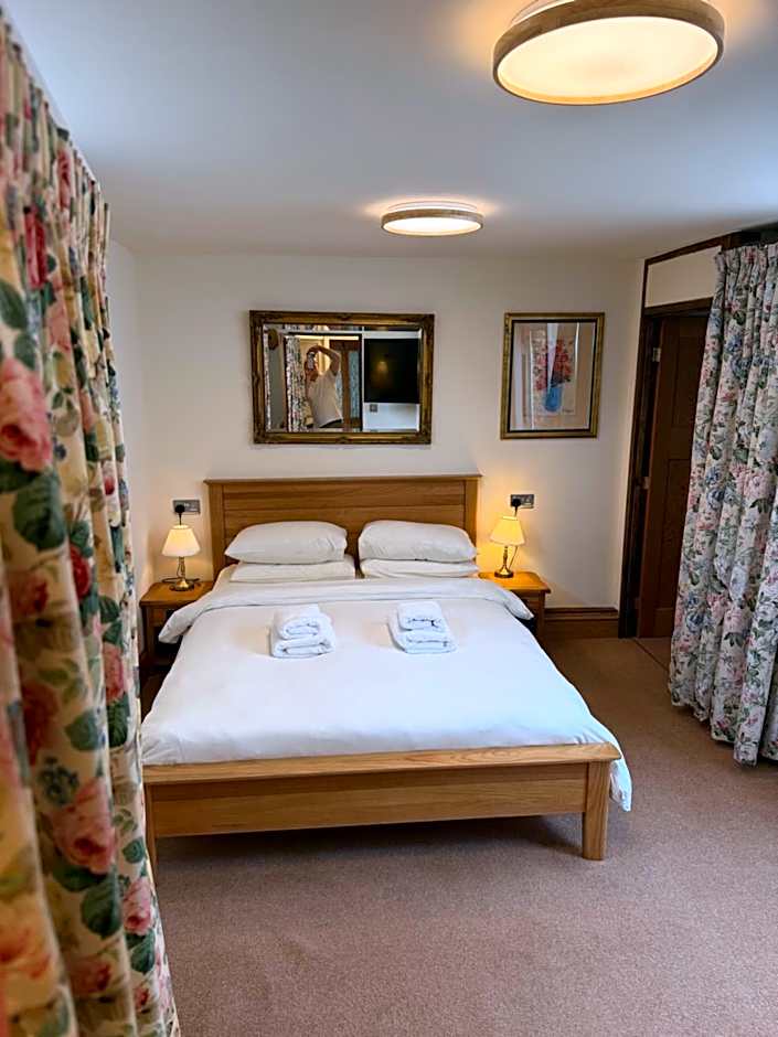 Oakwood Bed and Breakfast Heathrow