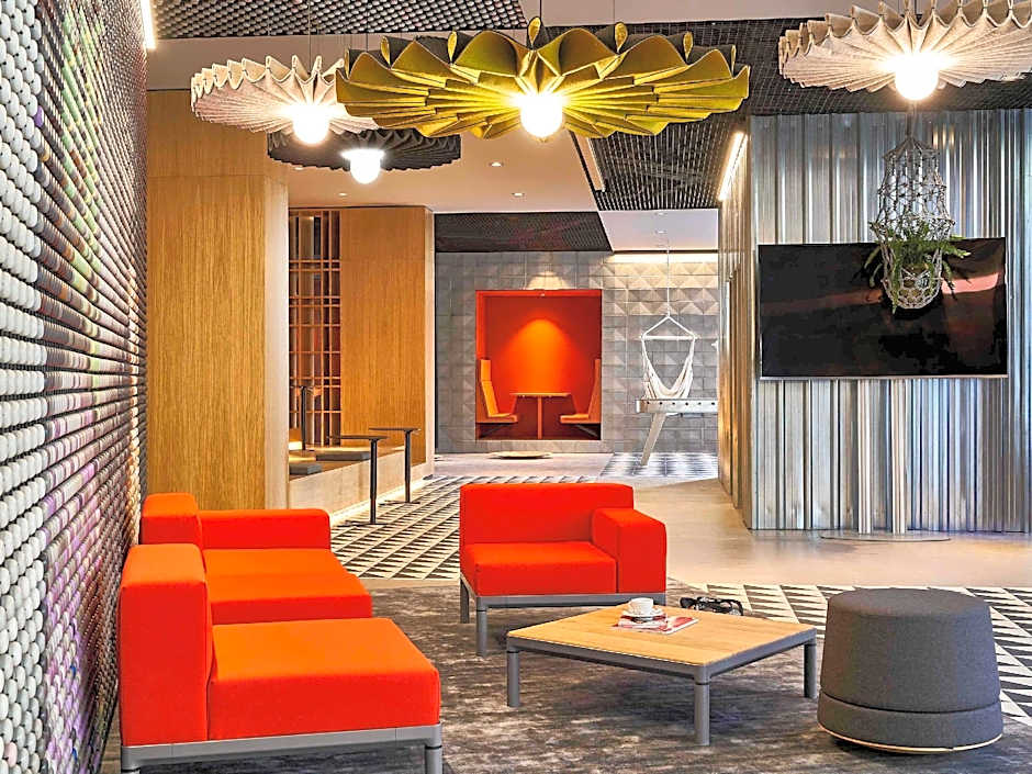 ibis Barcelona Pza Glories 22