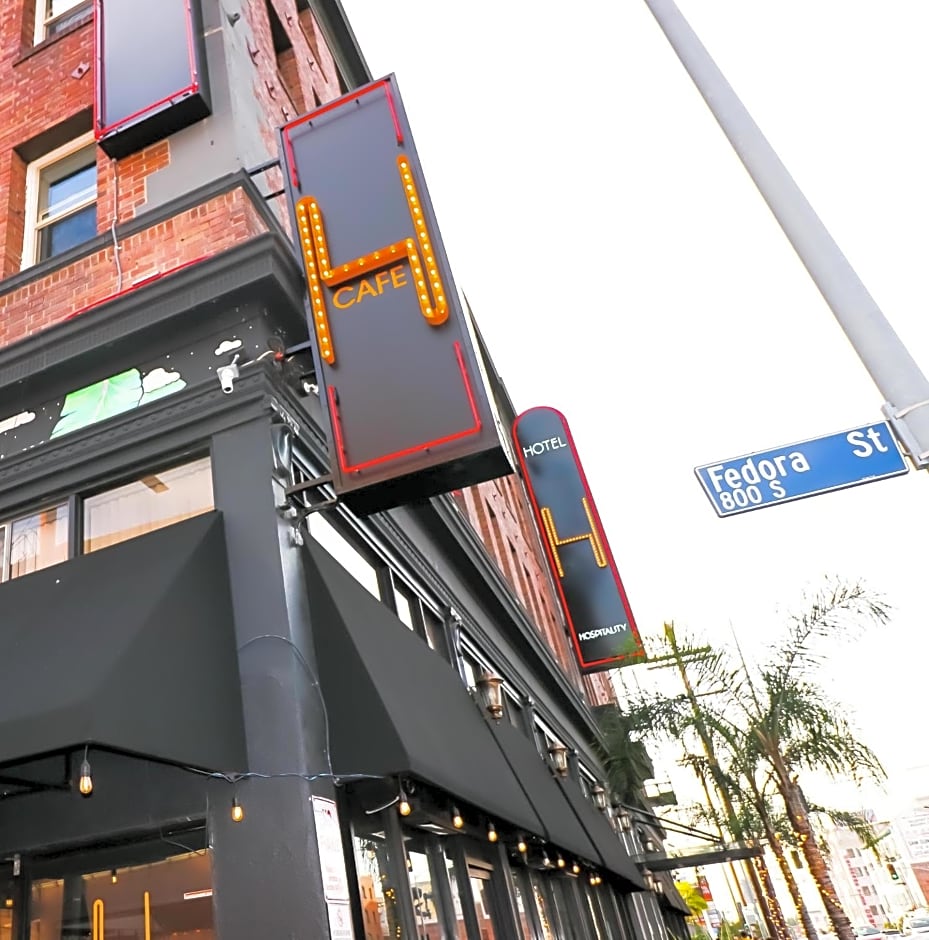 H Hotel