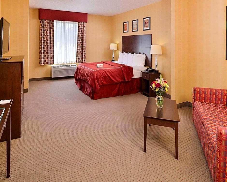 Quality Suites Stratford